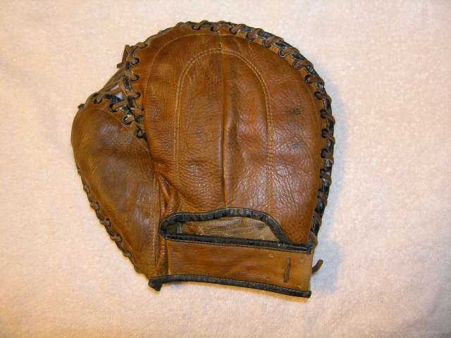 Alex Hooks Ken Wel 603 Back Doug